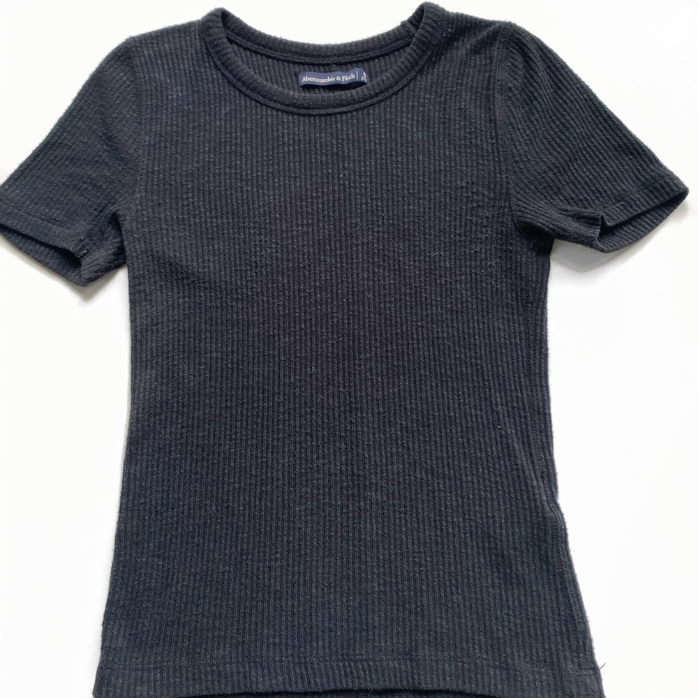 Abercrombie & Fitch Black Tee